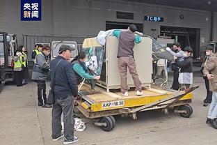 交易延迟！德媒：桑乔今早飞往马贝拉的私人航班被临时取消